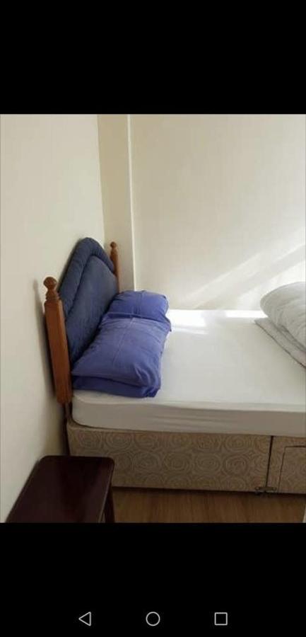 2 Bedroom Chalet Near The Beach Brading Extérieur photo